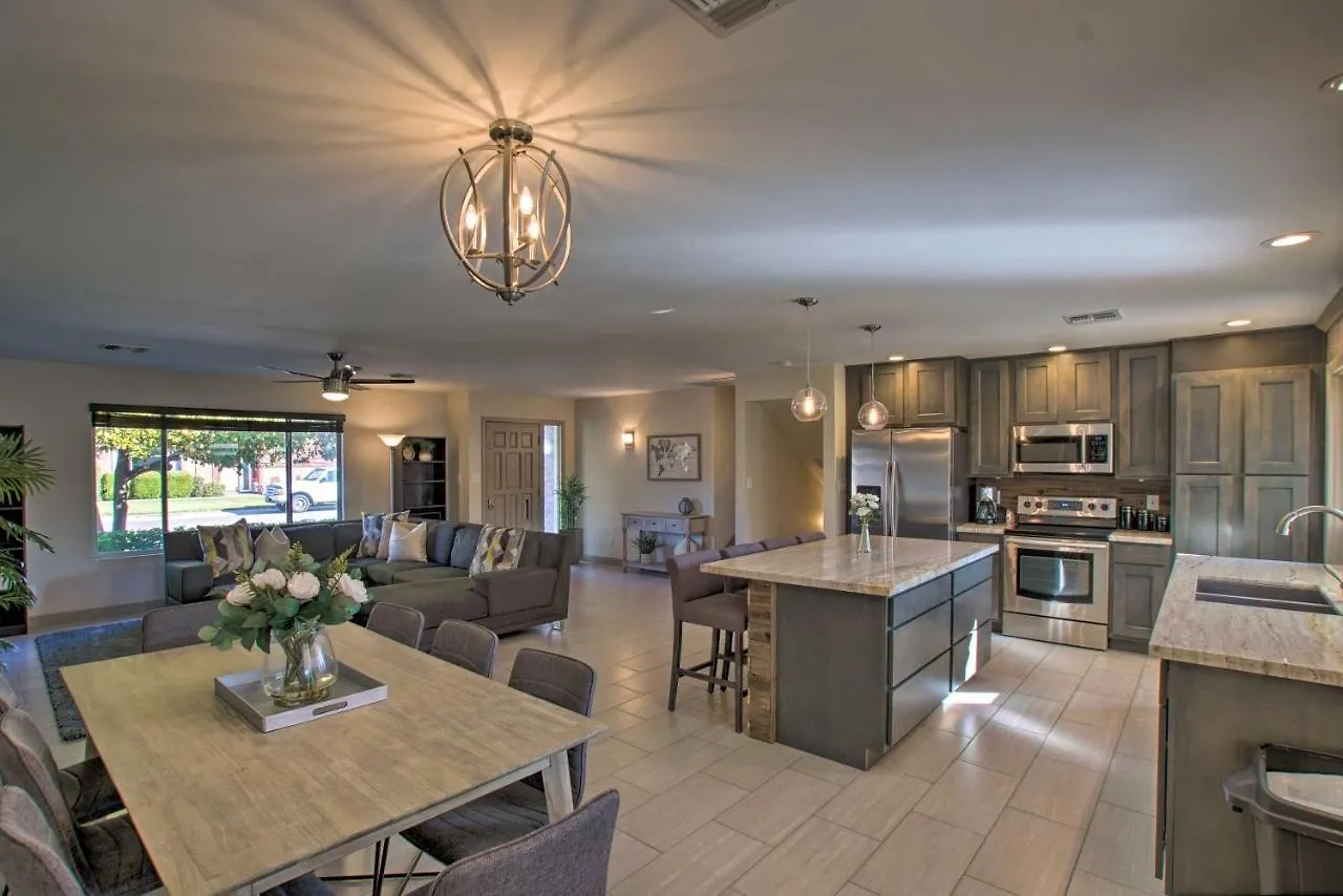 Upscale Scottsdale Home With Pool 3 Mi To Old Town!